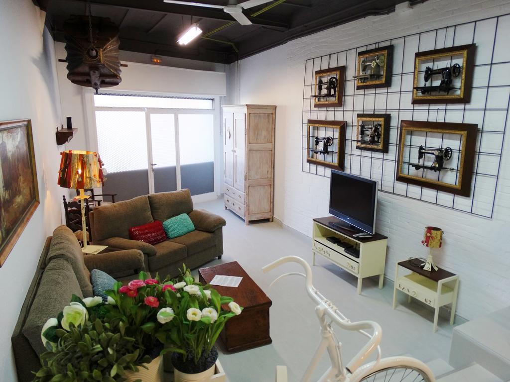 פיגוארז Can Barraca Loft Figueres חדר תמונה